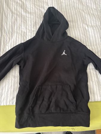 Jordan Kapuzenpullover schwarz Grösse M guter Zustand