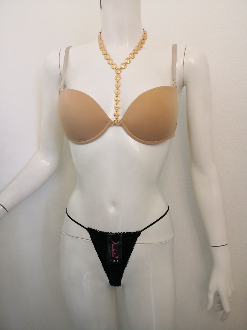 Intimissimi Altra biancheria intima: 🤩5 STK: INTIMISSIMI BH'S SPITZE & MULTIFUNKTION & STRINGS – Usato da Olten venduto da Naja-Twins-Twins 6