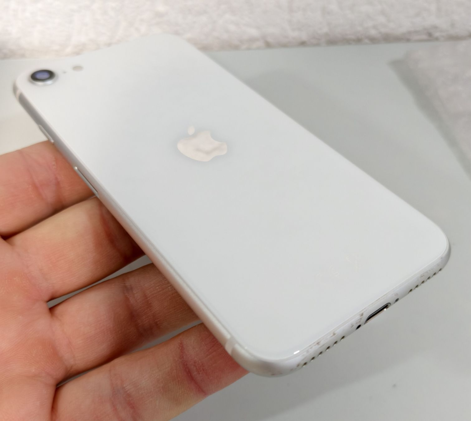 Apple Telefoni cellulari / Smartphones: iPhone SE 2 ohne iCloud Lock – Difettoso da Ehrendingen venduto da Rocky985 2