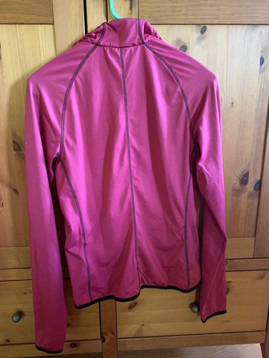 Jacken: Pull jacquet Wild Roses M.  marque comme dynafit ou sportiva – Gebraucht aus Finhaut von dod 4