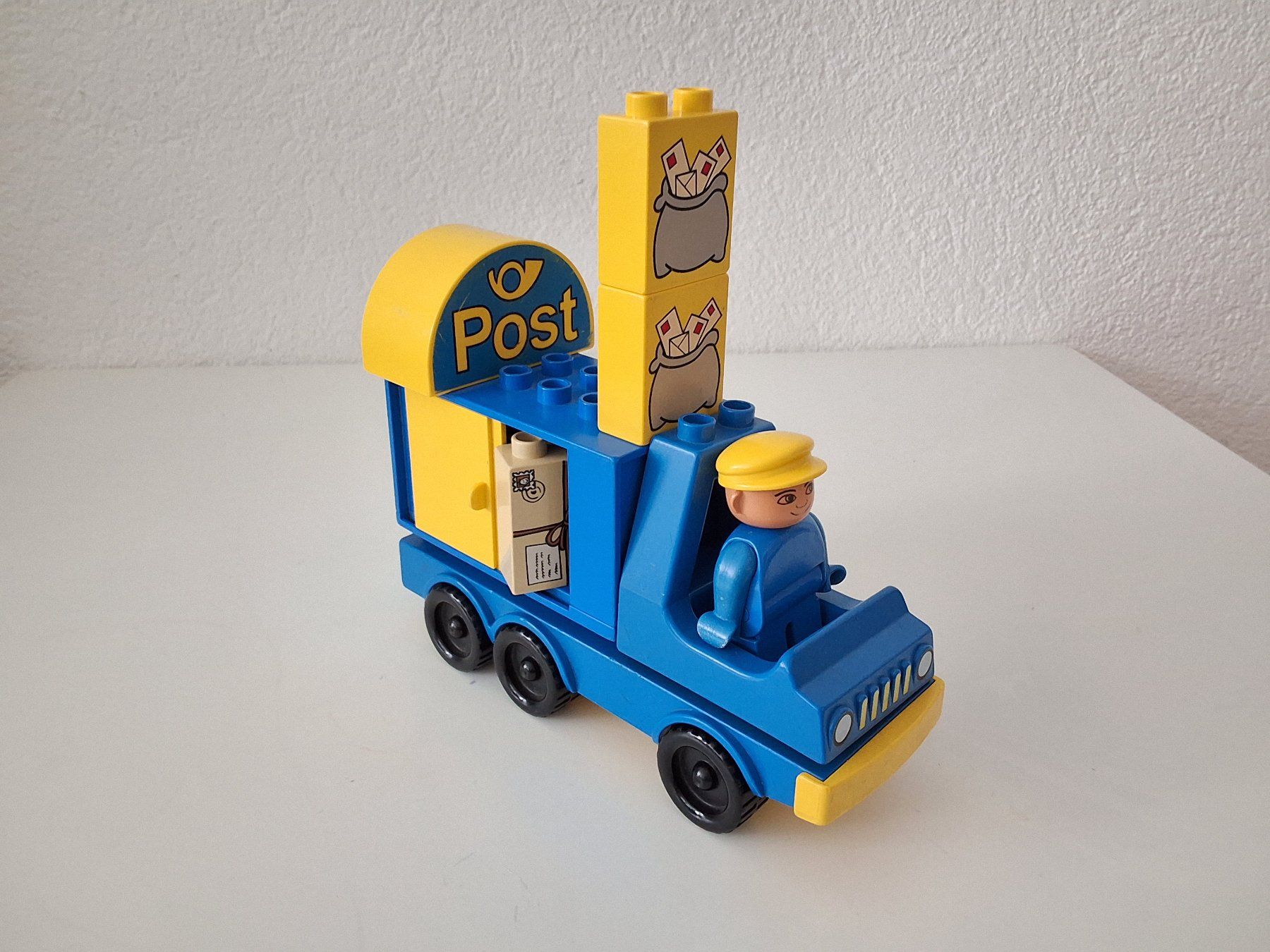 Lego Giocattoli: Lego Duplo Post Lieferung ll – Usato da Liebefeld venduto da moony4blue 1