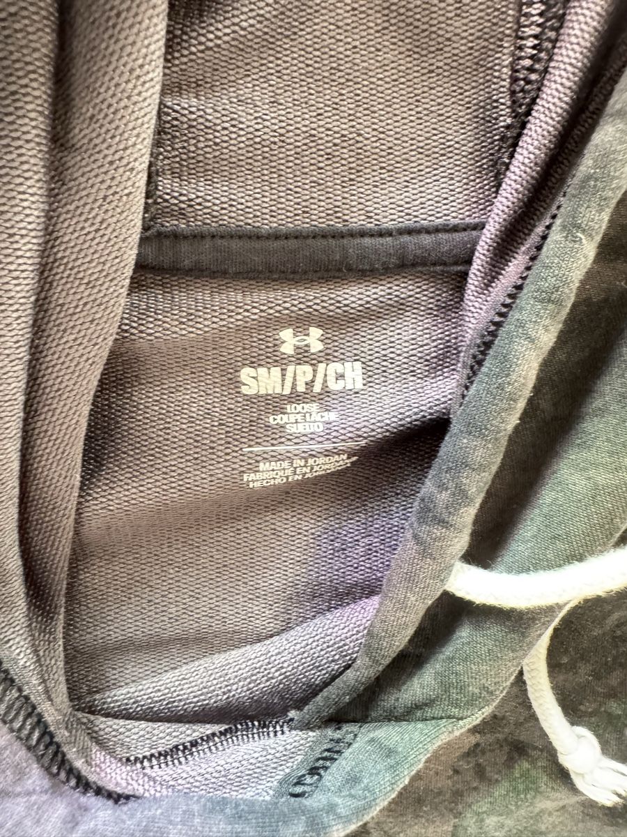 Under Armour Lotti di vestiti: UNDER ARMOUR Trainingsanzug – Nuovo (secondo la descrizione) da Zollikofen venduto da AureusManus 5