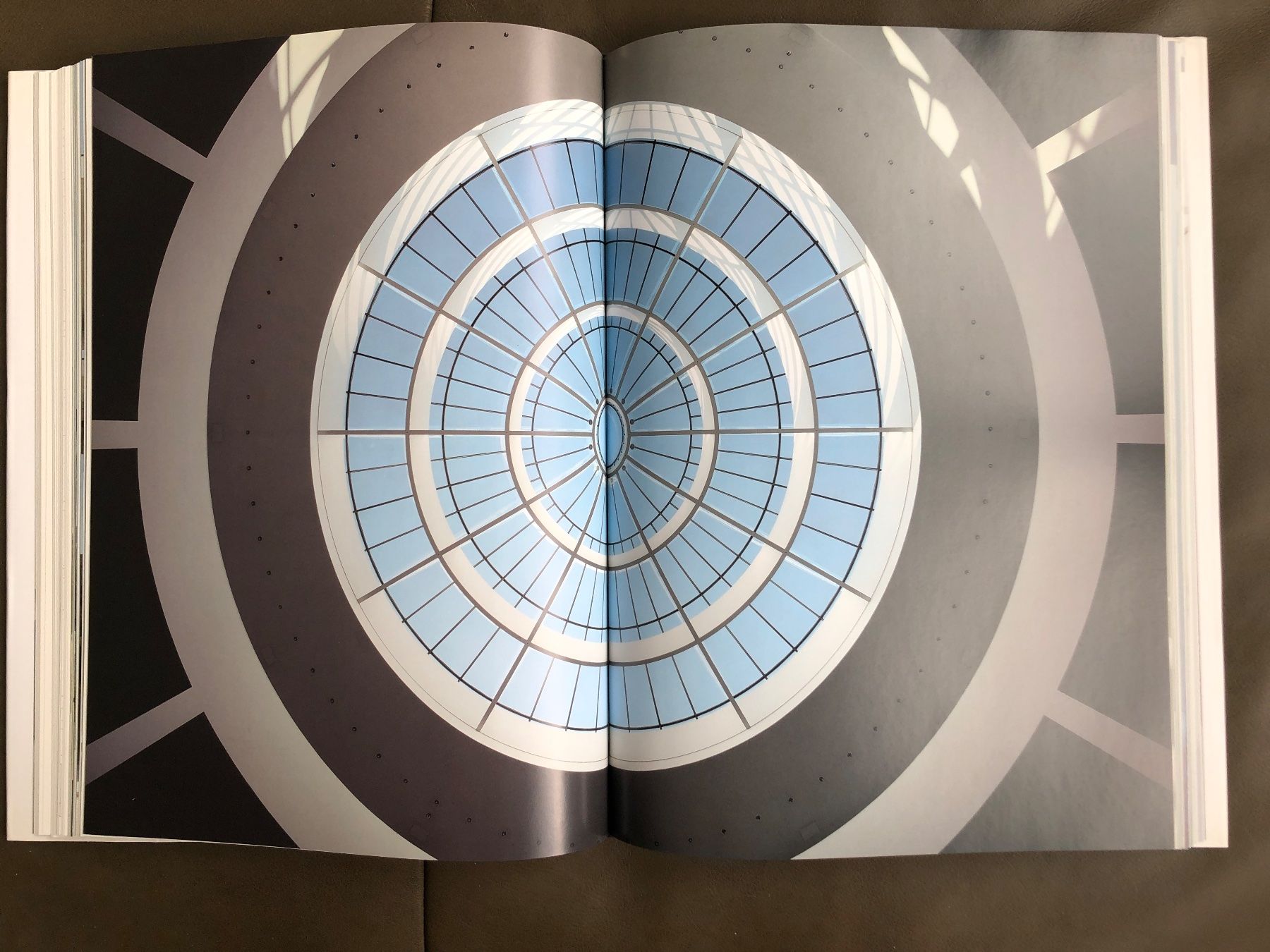 Libri: Buch Pinakothek der Moderne, Stephan Braunfels – Usato da Nunningen venduto da anclaudia 6