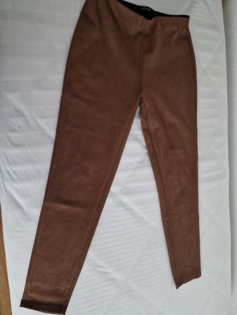 Trendige Leggings in Wildlederoptik, Grösse M, Top Zustand