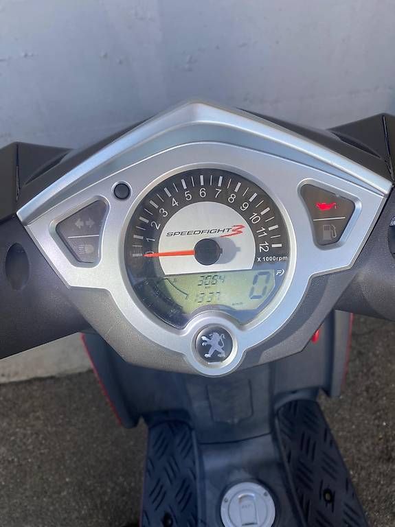 Scooter: Peugeot Speedfight 3 - 50cc Roller – Usato da Füllinsdorf venduto da themaputo 3