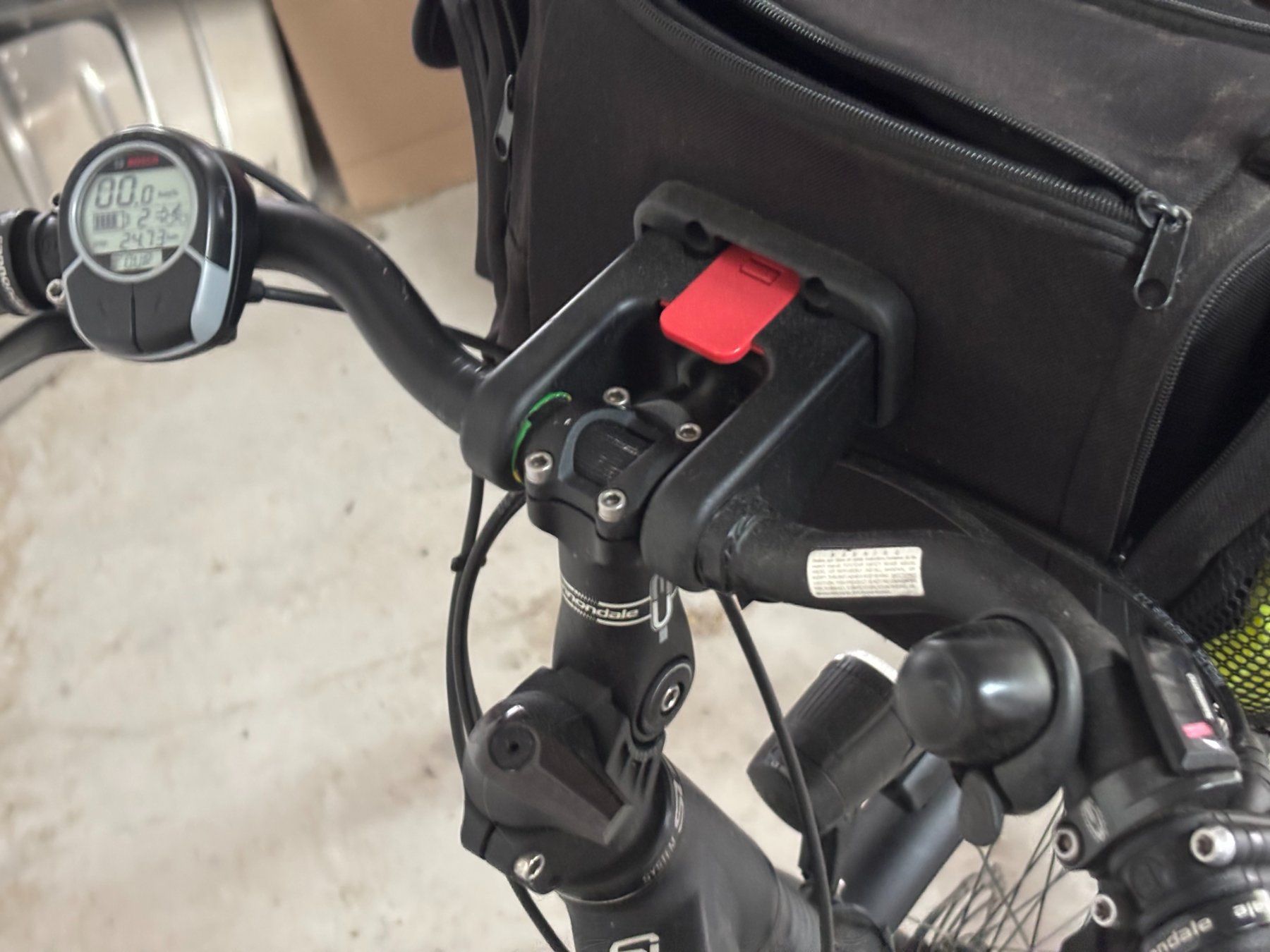 Cannondale Velos: Cannondale E-Bike mit Bosch Motor – Gebraucht aus Cazis von Orta8 7
