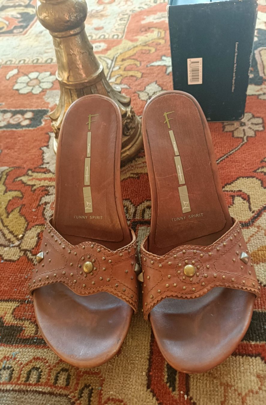 Scarpe da donna: Sandalen – Nuovo (secondo la descrizione) da Schaffhausen venduto da sim_j822