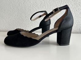 Wildleder-Sandale von Varese, Grösse 40