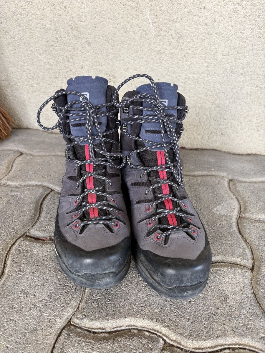 Salomon Damenschuhe: Wanderschuhe Salomon Quest 4D  Grösse 41.5 gebraucht – Gebraucht aus Seewis Dorf von reddragon02 1