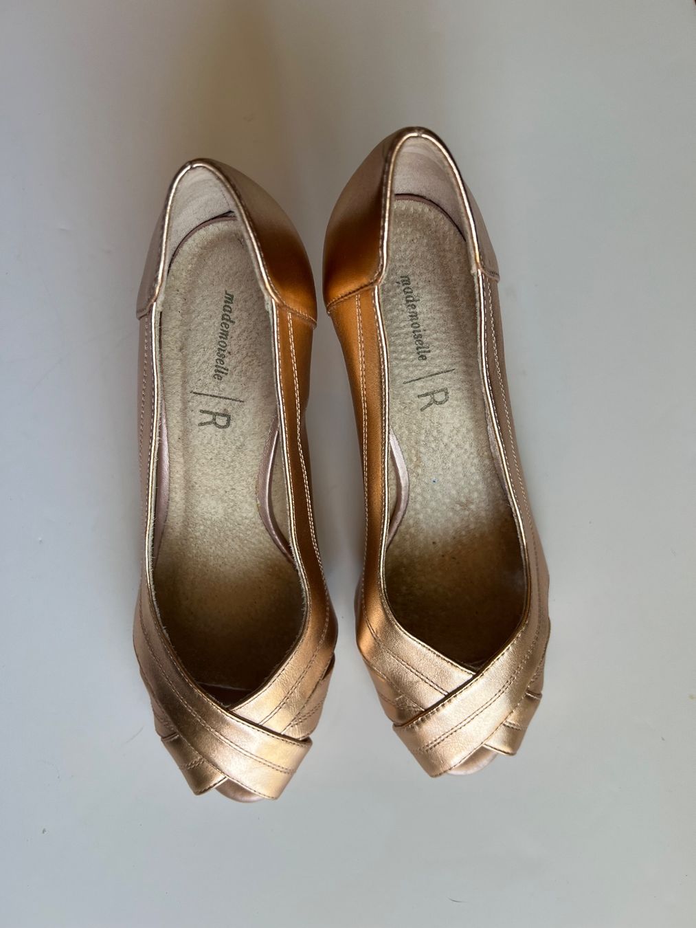 Scarpe da donna: Escarpins rose gold en cuir 39 – Usato da Neuchâtel venduto da Thesebootsaremadeforwalking 2