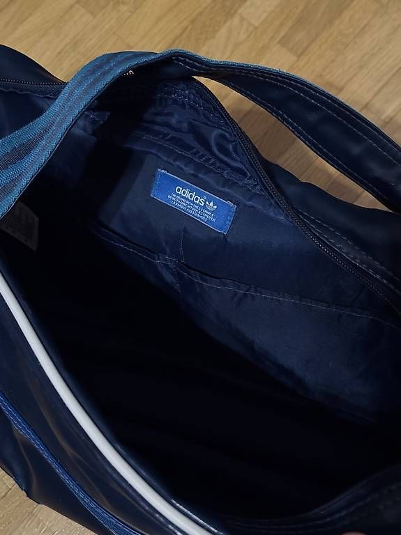Borse: Adidas Vintage Tasche – Usato da Baden venduto da laurent2025 2
