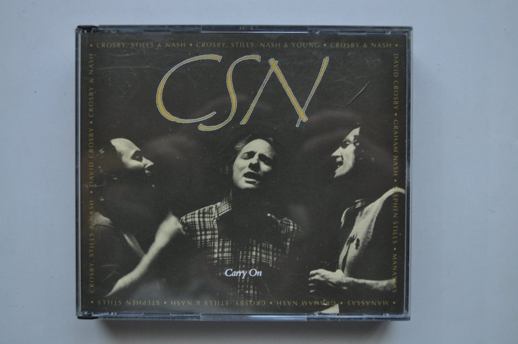 CDs: Crosby Stills & Nash - Carry On (2CD) – Gebraucht aus Marin-Epagnier von Vinil68