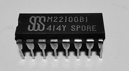 M22100B1 4x4 CROSSPOINT SWITCH WITH CONTROL MEMORY 7 Stück