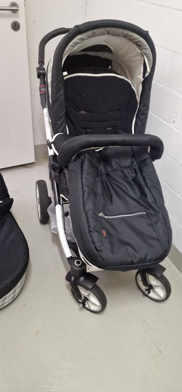 Hartan Carrozzine: Harten kinderwagen – Usato da Winkel venduto da sonip