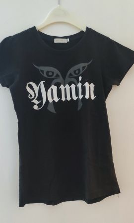 schwarzes T-Shirt