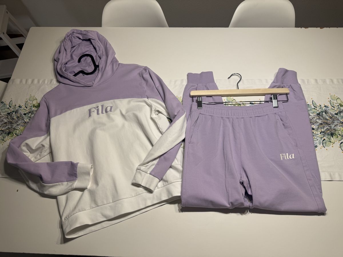 Puma Kleiderpakete & -sets: 146-152 Puma Trainer Mädchen  – Neu (gemäss Beschreibung) aus Zürich von Denise-8050