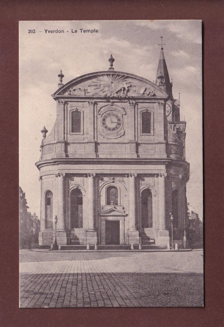 Ansichtskarten: YVERDON - Le Temple – Gebraucht aus Pully von nicecards-shop