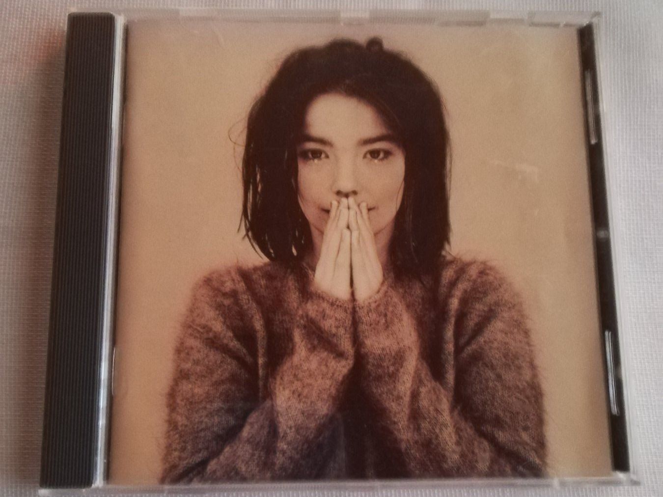CD: BJÖRK - DEBUT – Usato da Bern venduto da Vinylsound.ch