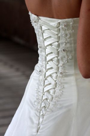 Elegantes Hochzeitskleid Brautkleid Heiraten Grösse ca. 36