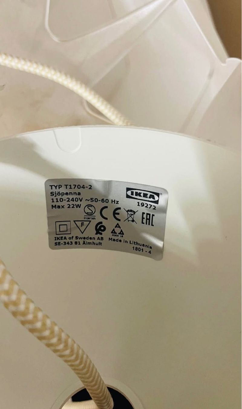 Ikea Lampadari & plafoniere: IKEA Sjöpenna Pendelleuchte, weiss – Usato da Kägiswil venduto da asp_9cd9 3