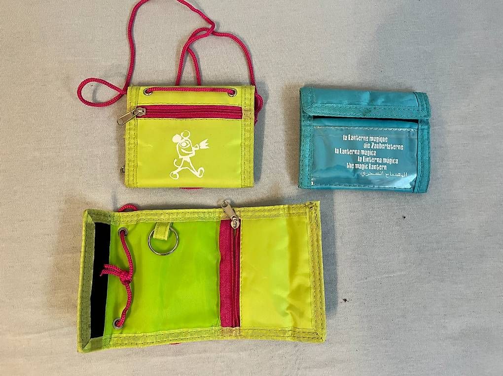 Sonstiges für Kind & Baby: 3 Kinderportemonnaies – Gebraucht aus Bühl BE von psos