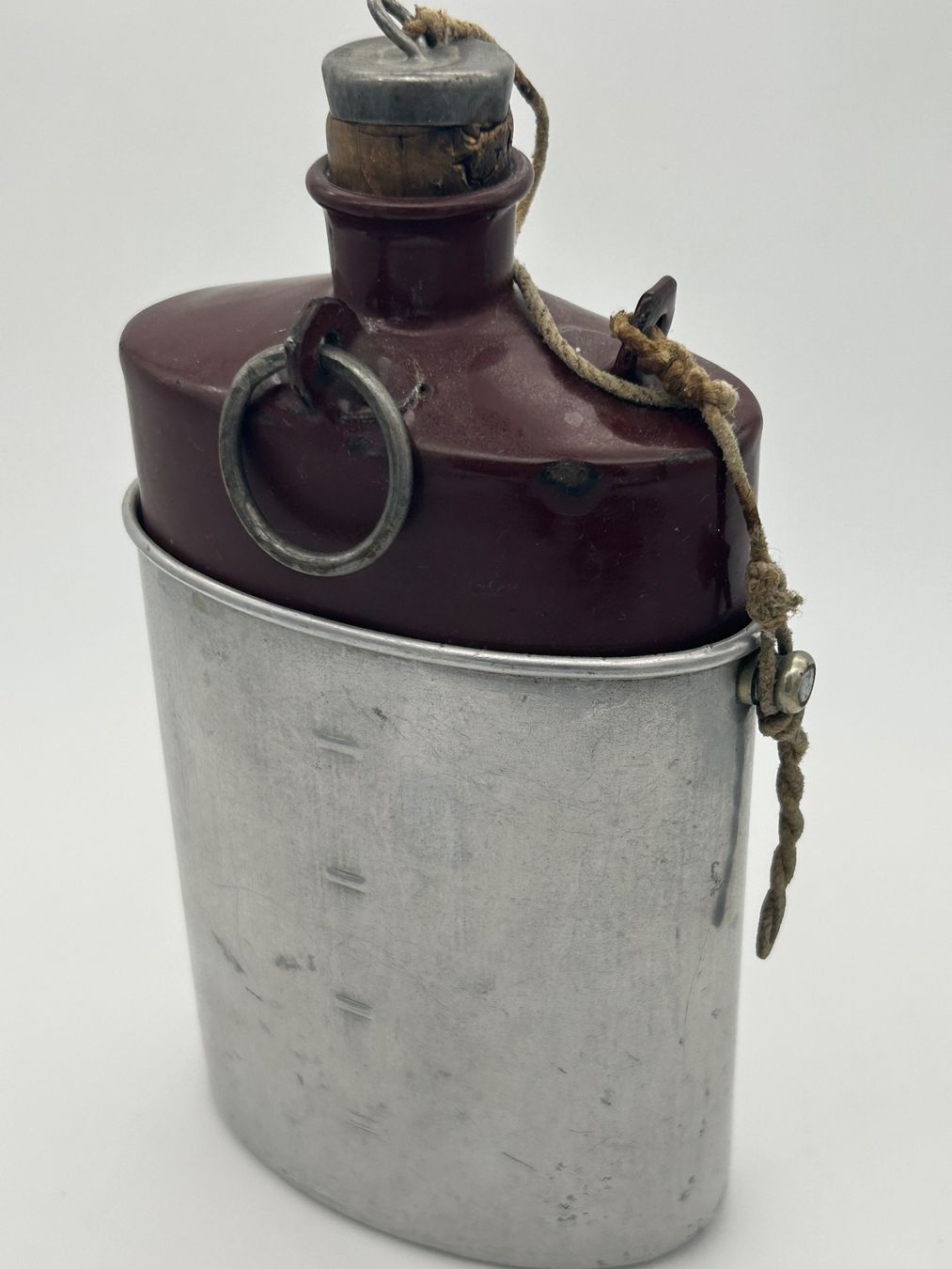 Schweizer Armee Bottiglie: Antike Schweizer Feldflasche, 1916, Aluminium/Enamel – Usato da Wädenswil venduto da krisztiname 2