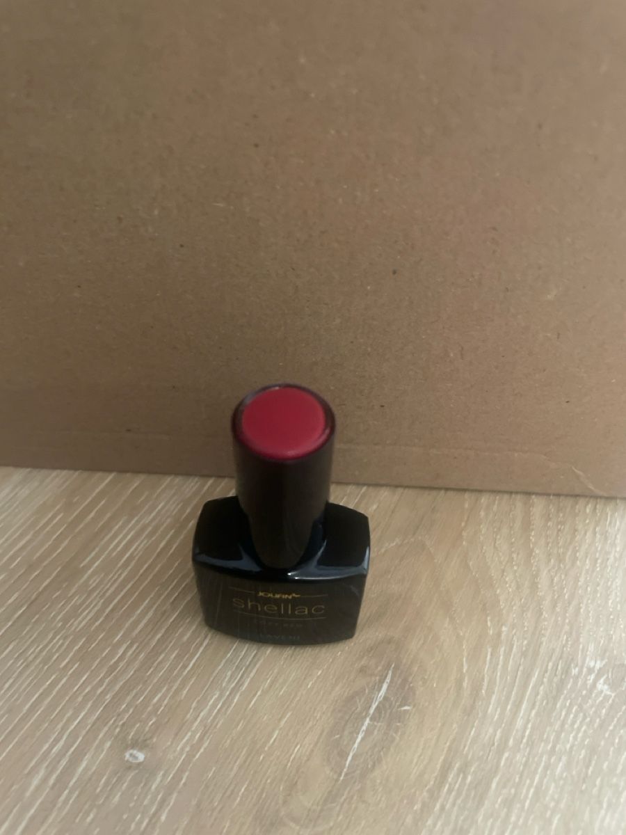Smalto per unghie: Jolifin Laveni Shellac – Usato da Jonschwil venduto da sab_5gmn