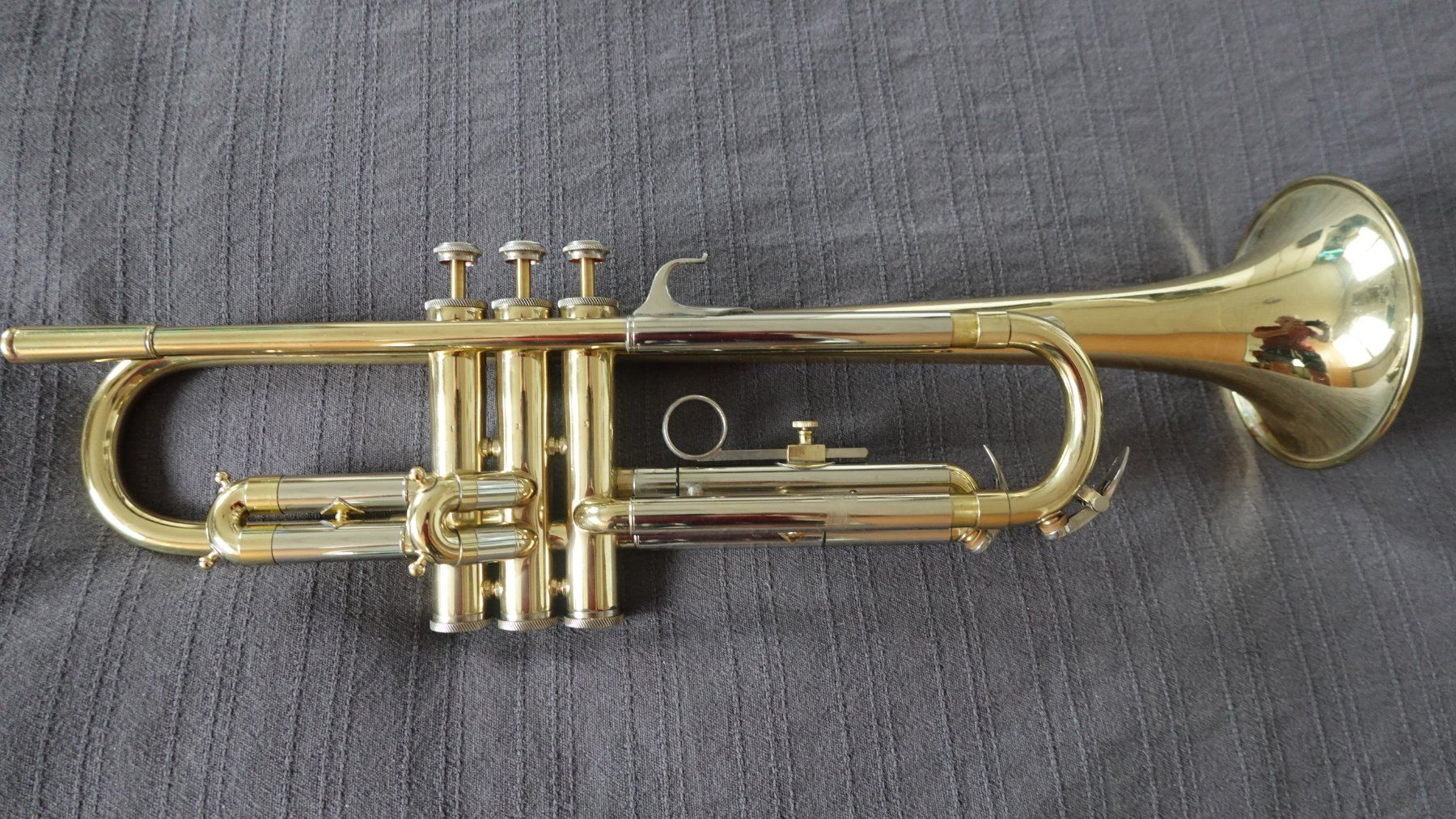 Strumenti musicali: Trompete in Bb Blessing USA – Usato da Bern venduto da wazigg