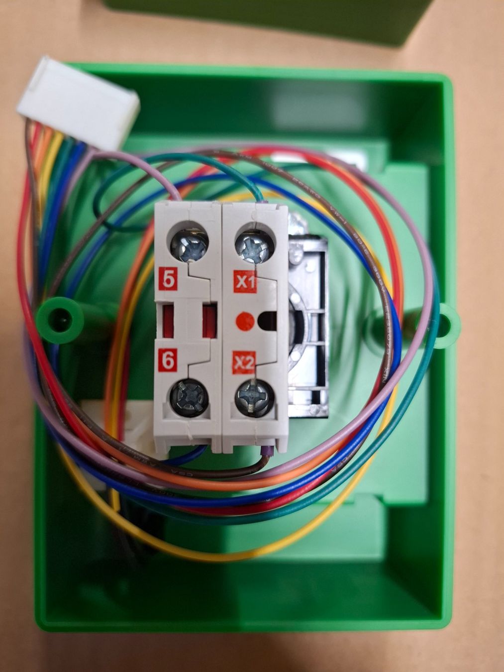 Schalter: ASSA ABLOY / effeff Nottaster Modell 1337 NEU – Gebraucht aus Steg im Tösstal von LARO14 1