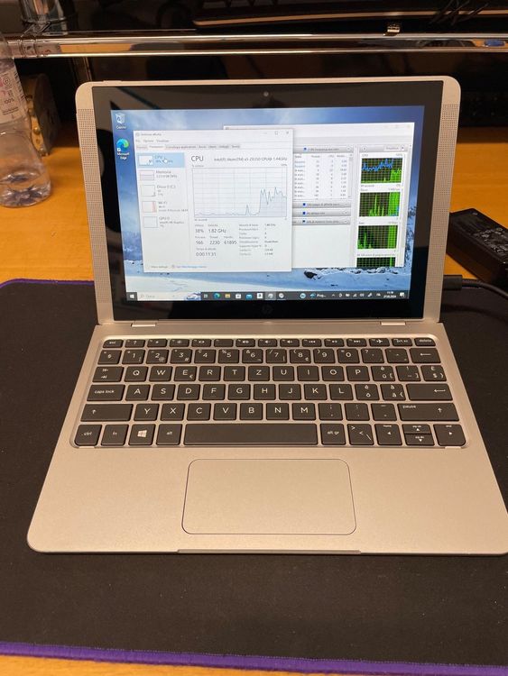 HP x2 210 G2 Detachable PC Atom x5-Z8350 4GB 128 SSD 10.1 Pouces FULL HD tactile Utiliser en excellent état