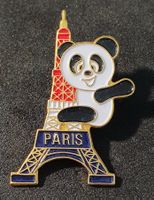 K761B - Pin Paris Eiffelturm Panda Bär