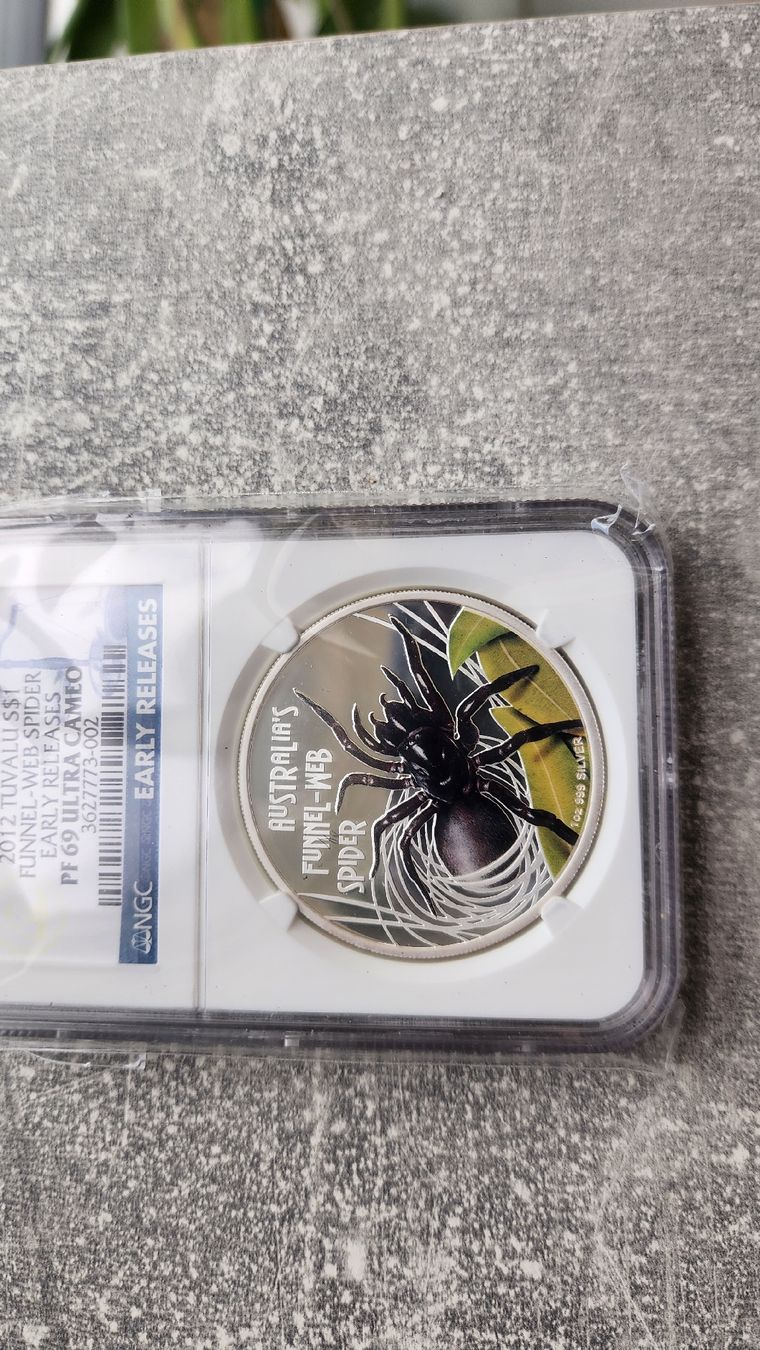 Tutti le monete: Funnel Web Spider PF69 2012 1oz Silver NGC ER - Deadly & – Nuovo (secondo la descrizione) da Petit-Lancy venduto da SilverCoinCoin