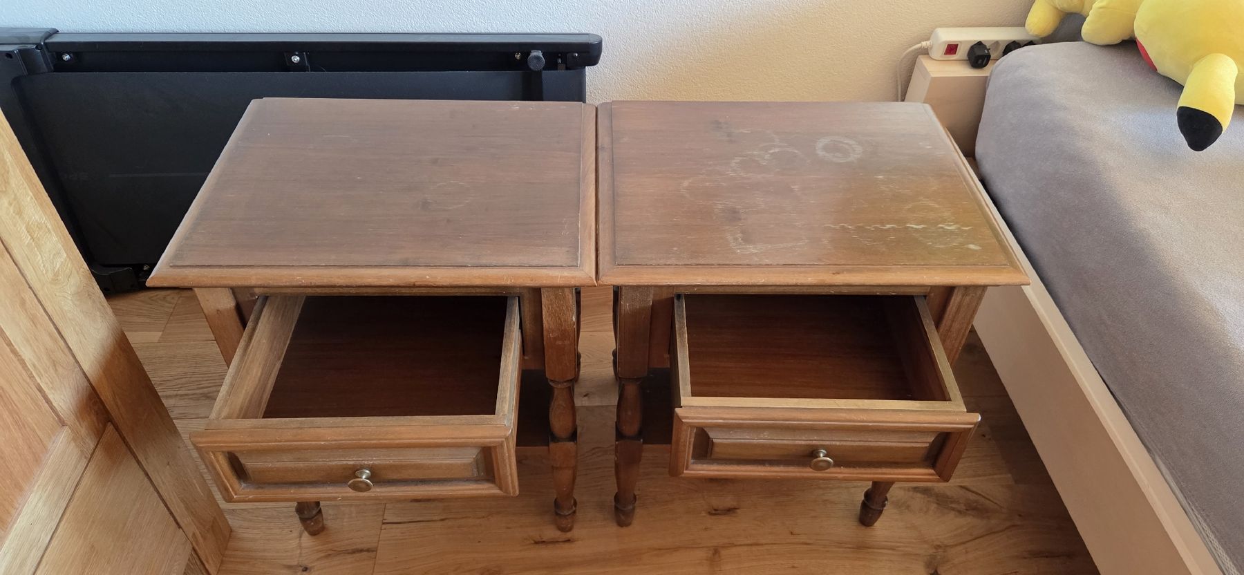 Tables de nuit: 2 Nachttische – D'occasion à Arni BE par Jolanda2000 1