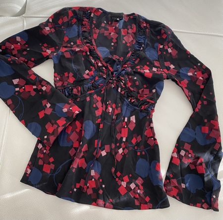 Karen Millen Seiden Bluse 🌸