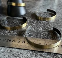 Set aus 24 Armreifen Rohlingen / Bases in Metall