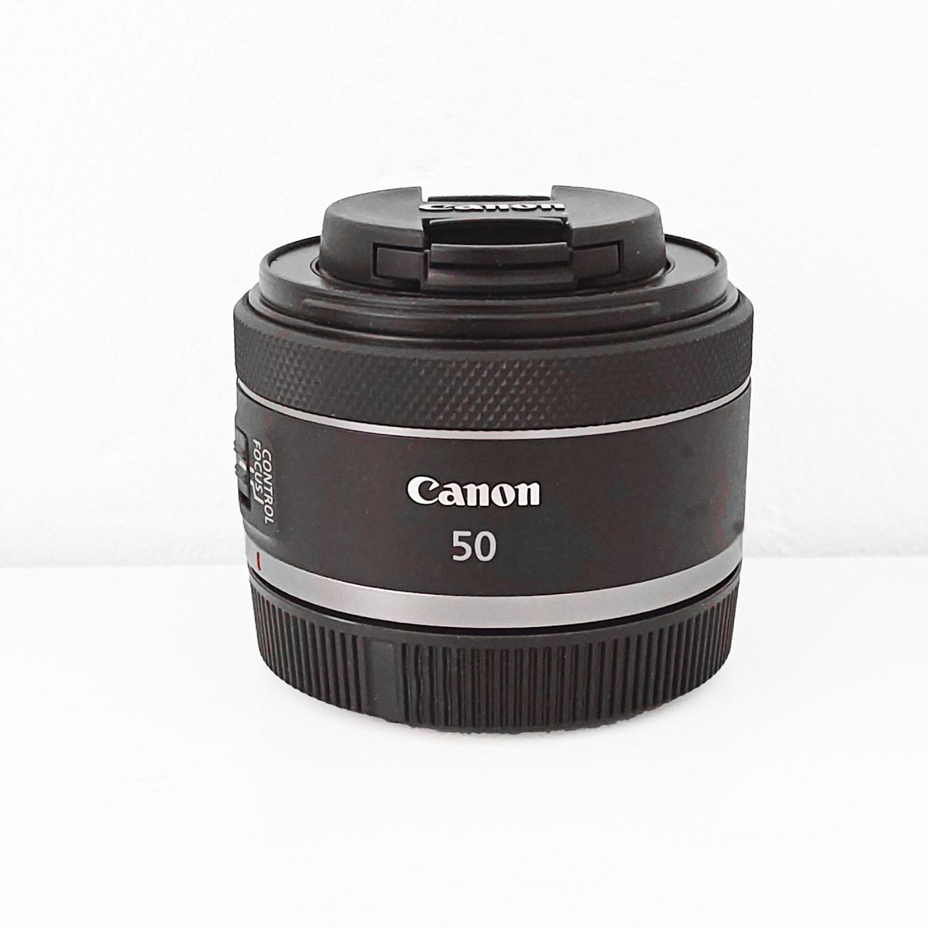 Canon Obiettivi: Canon RF 50mm F1.8 STM – Nuovo (secondo la descrizione) da Zürich venduto da Berrycruzer