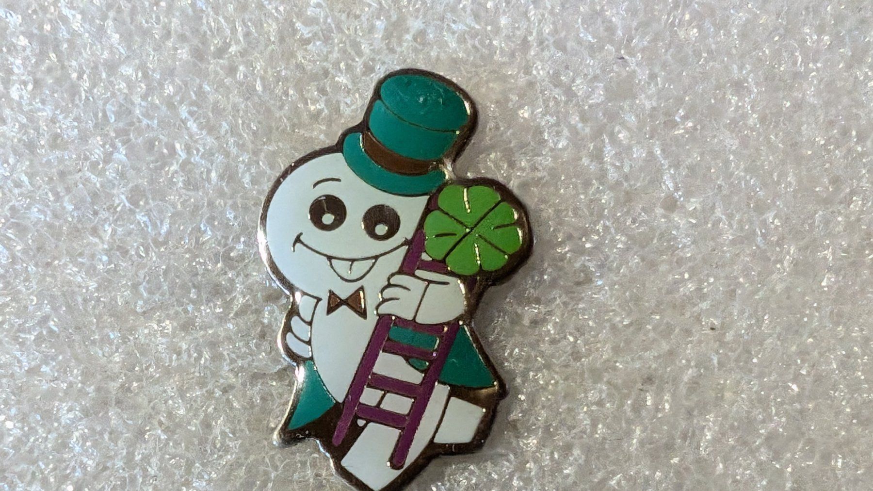 Placchette & Badge: Ansteckpin 225: Maga Bio – Usato da Oppligen venduto da Pin-Fall-Shop