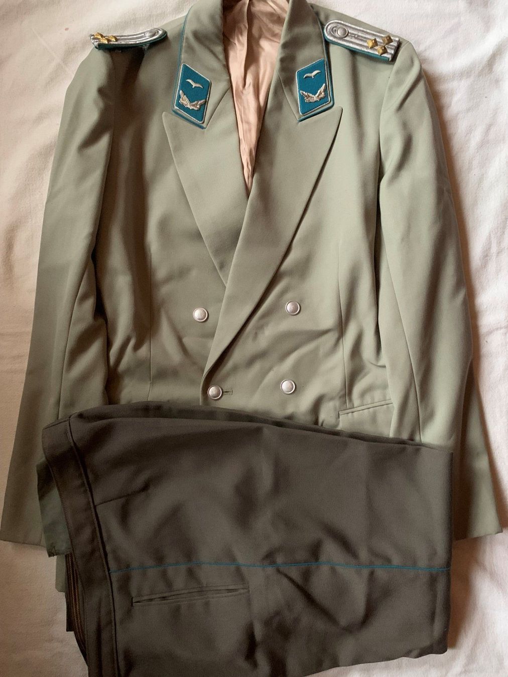 Uniformi: Gesellschafts-Offiziersuniform LSK DDR – Usato da Volketswil venduto da zwitsch33