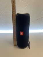 JBL Flip 5 Bluetooth Lautsprecher Schwarz 