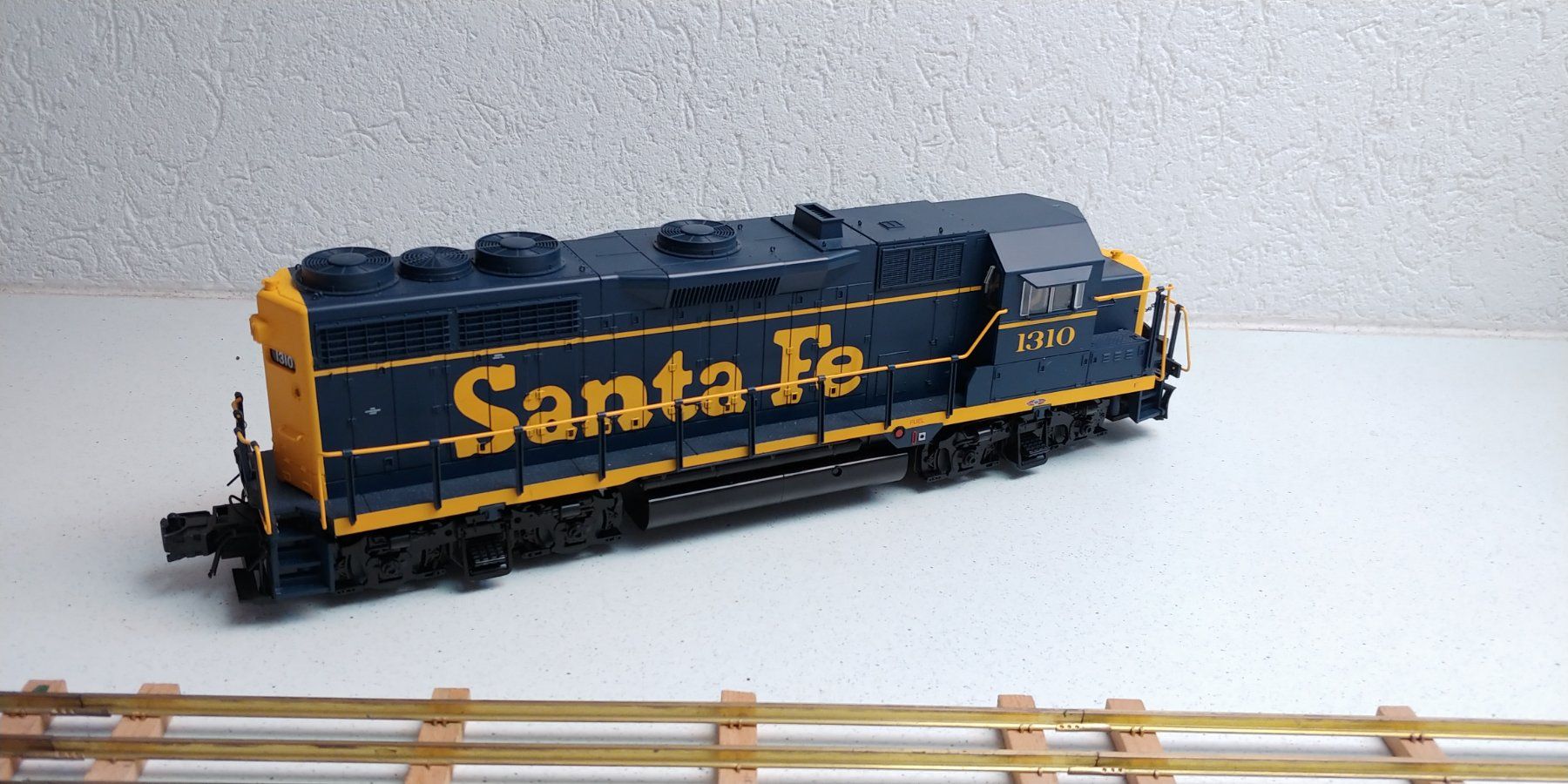Modelleisenbahnen: Atlas Santa Fe 1310 – Gebraucht aus Waltenschwil von Ardnas007