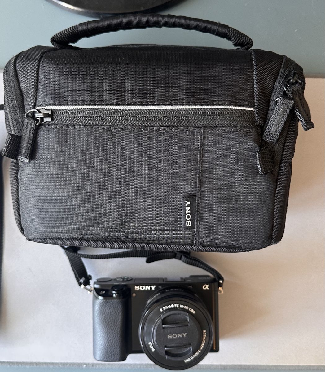 Sony Fotocamera: Sony Alpha 6100 + Kit Lens + Sony Tasche – Nuovo (secondo la descrizione) da Zürich venduto da kre_gqh5 3