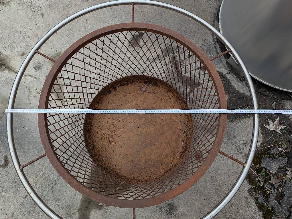 Altro per la casa: Feuerholzkorb - Metall – Usato da Hefenhofen venduto da LieberherrAG 3