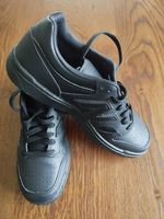 Neuwertige Leder-Sneakers NEW BALANCE, Gr. 38