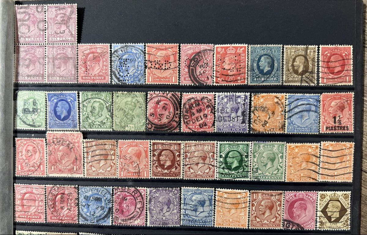 Tutti i francobolli: Timbres - Roi Georges  – Usato da Petit-Lancy venduto da Solcarm 1