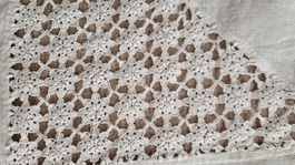 Wunderbare Tischdecke ca. 90 x 94 cm Handarbeit