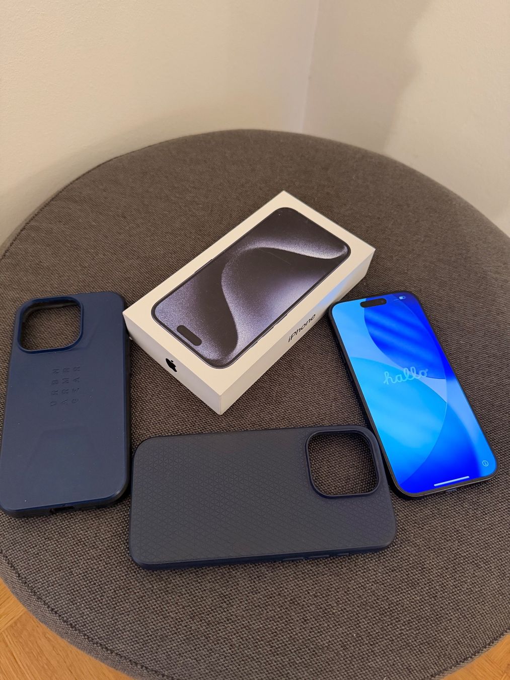 Apple Telefoni cellulari / Smartphones: Iphone 15 pro - 256 GB - 86 % – Usato da muttenz venduto da space-frame 3
