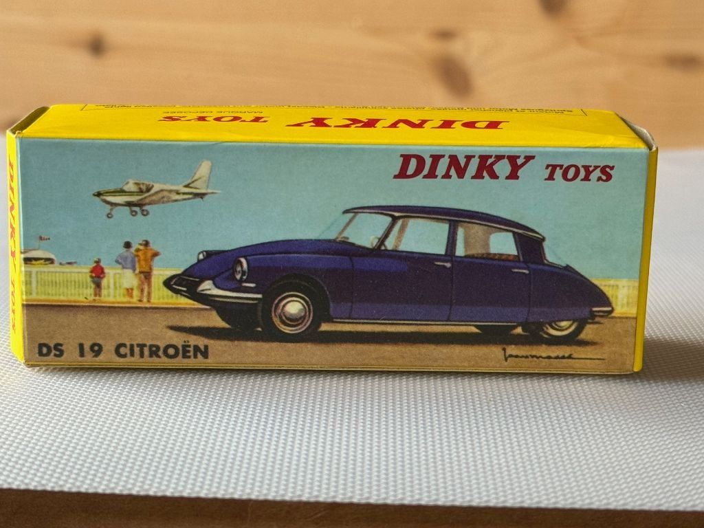 Dinky Toys Modellautos: Citroën DS 19 – Gebraucht aus Yvorne von Donom