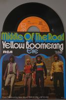 Middle Of The Road Single – Yellow Boomerang