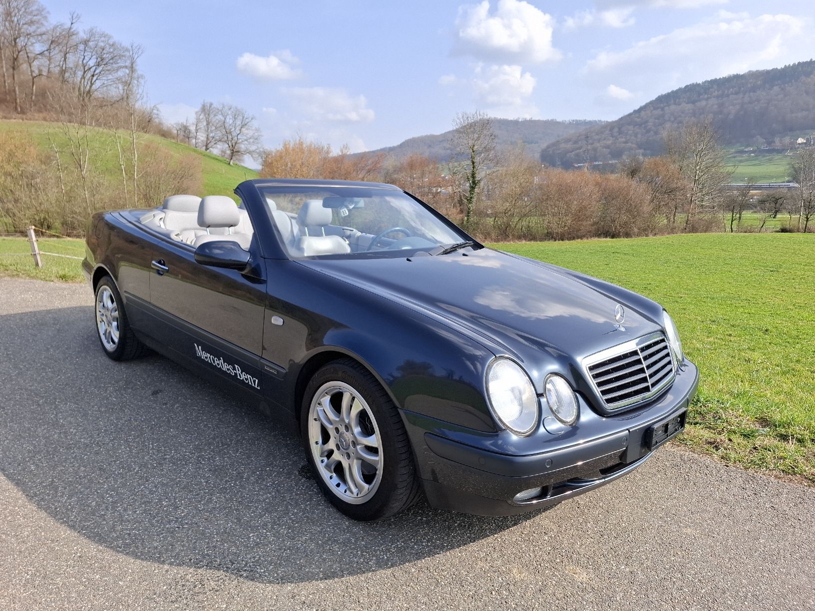 Faszinierend Mercedes Clk 320 Ebenbildnull