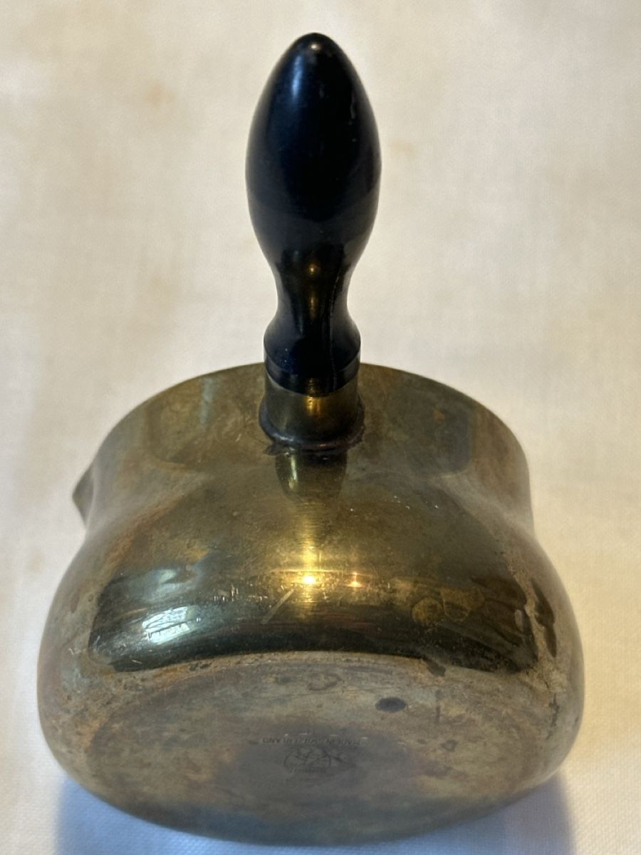 Pfannen: Antikes Messing-Pfännchen mit Deckel, Durchmesser ca.  7cm – Gebraucht aus Zürich von Chaeffeler 7